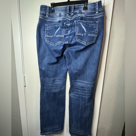 NWT - Women's Distressed Boot Cut Blue Jeans - Picture 3 of 7